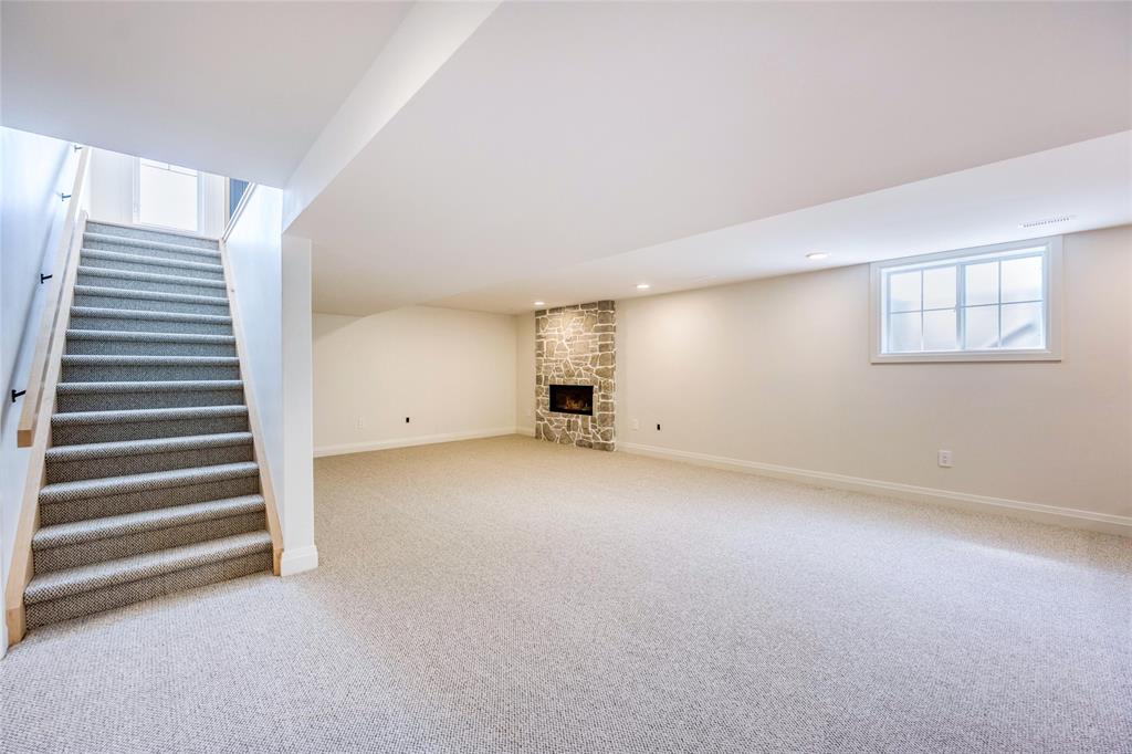 1801 ROBERT Street, Sarnia, Ontario, Canada