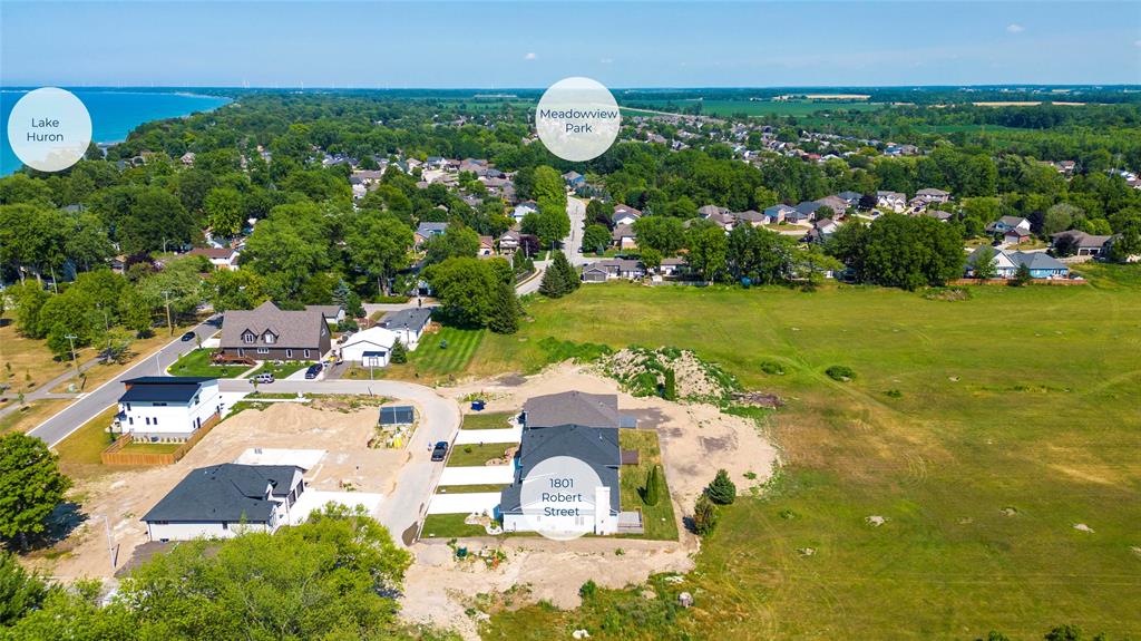 1801 ROBERT Street, Sarnia, Ontario, Canada