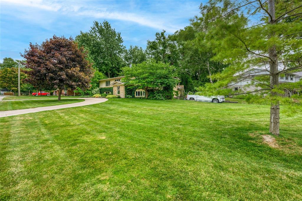 3051 SANDPIPER Trail, Plympton-Wyoming, Ontario, Canada