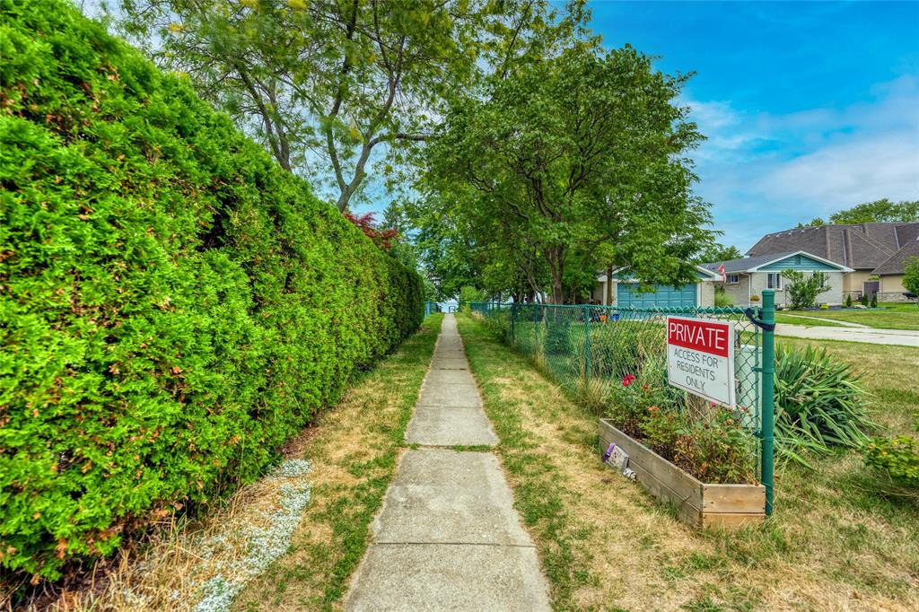 3051 SANDPIPER Trail, Plympton-Wyoming, Ontario, Canada