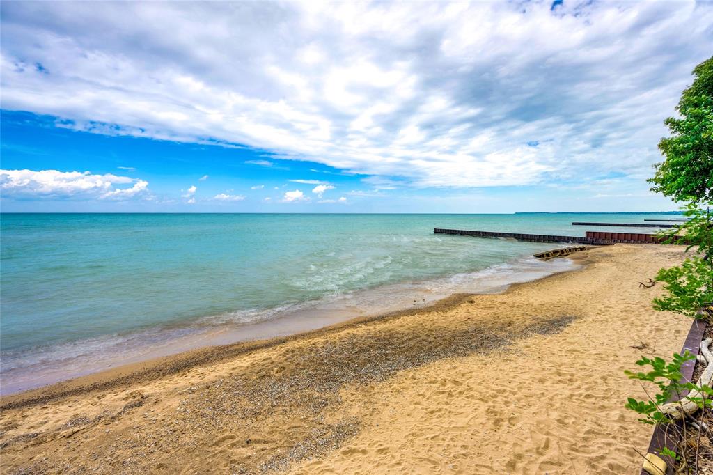 3051 SANDPIPER Trail, Plympton-Wyoming, Ontario, Canada