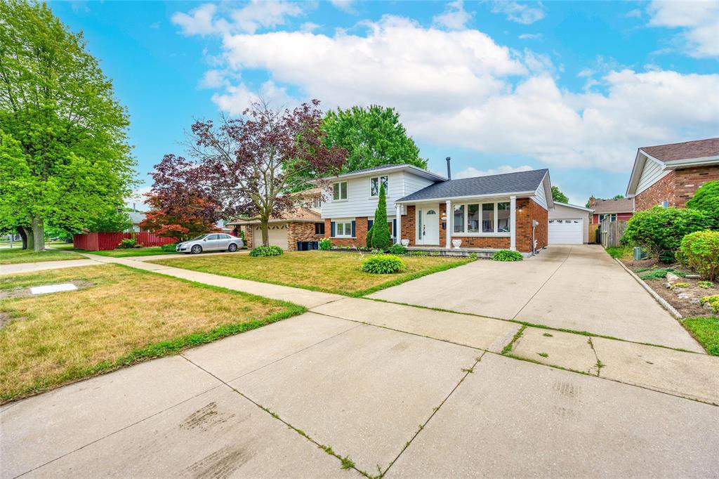1324 WILTSHIRE Drive, Sarnia, Ontario, Canada
