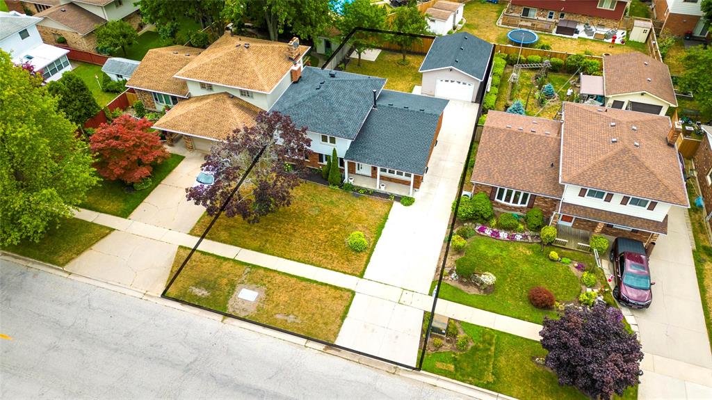 1324 WILTSHIRE Drive, Sarnia, Ontario, Canada
