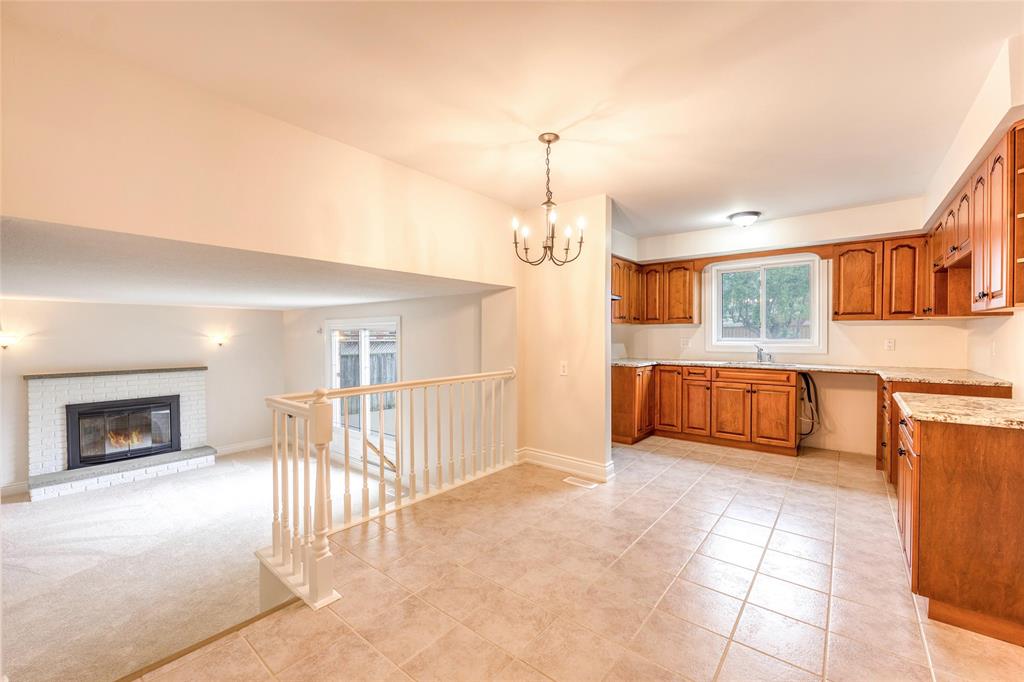 1324 WILTSHIRE Drive, Sarnia, Ontario, Canada