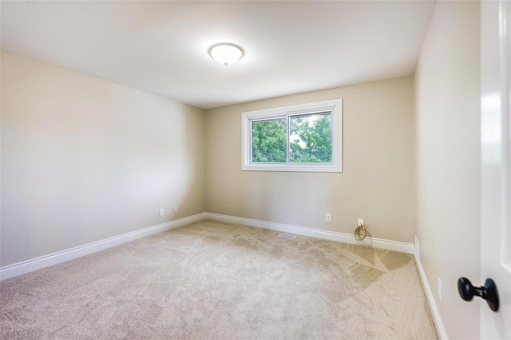 1324 WILTSHIRE Drive, Sarnia, Ontario, Canada