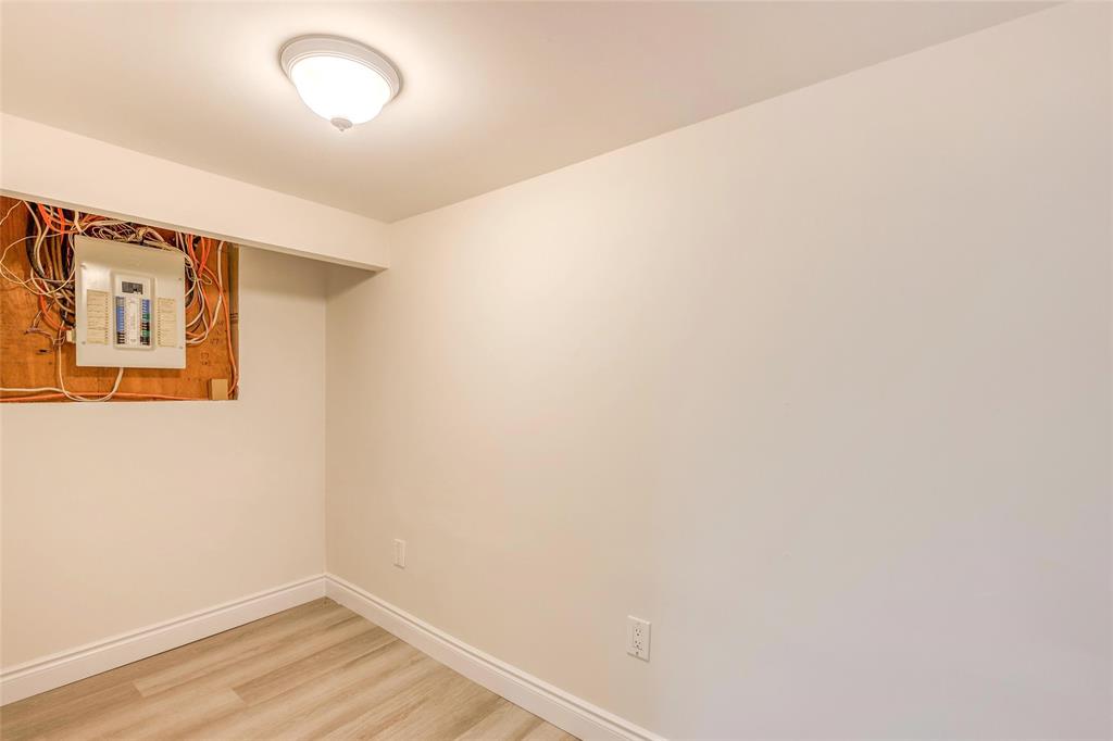 1324 WILTSHIRE Drive, Sarnia, Ontario, Canada