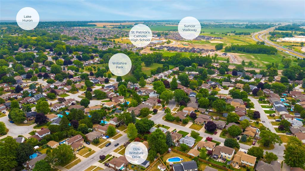1324 WILTSHIRE Drive, Sarnia, Ontario, Canada