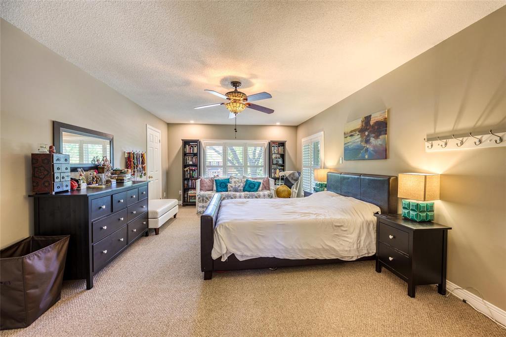 1600 HOLDEN Drive, Sarnia, Ontario, Canada