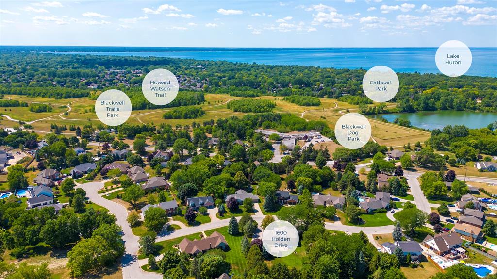 1600 HOLDEN Drive, Sarnia, Ontario, Canada