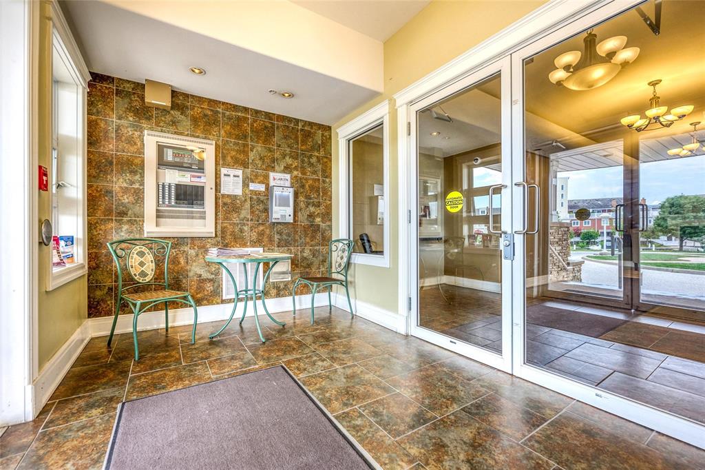 1550 VENETIAN Boulevard Unit# 206, Point Edward, Ontario, Canada