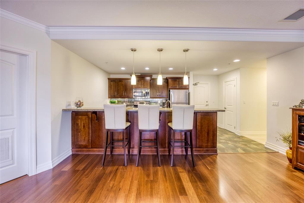 1550 VENETIAN Boulevard Unit# 206, Point Edward, Ontario, Canada