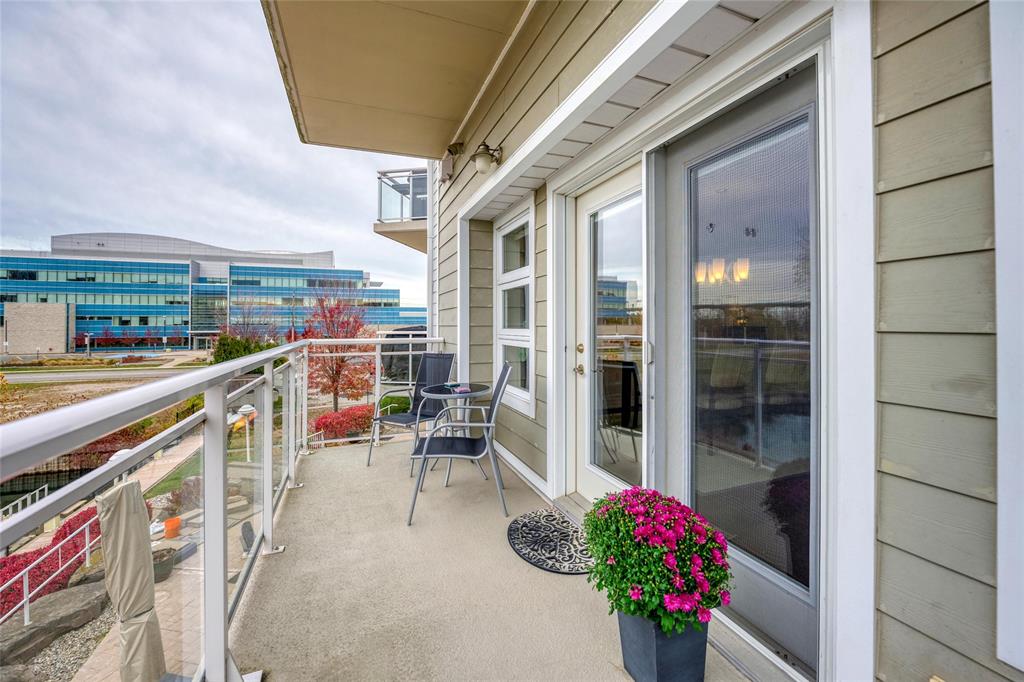 1550 VENETIAN Boulevard Unit# 206, Point Edward, Ontario, Canada