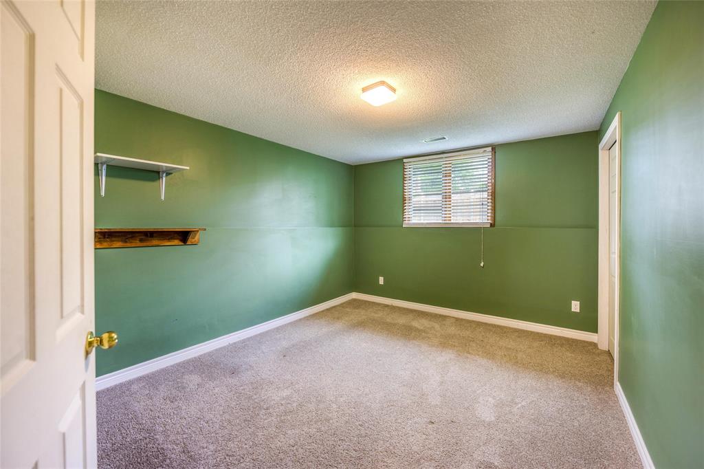 614 BRISTOL Street, Sarnia, Ontario, Canada
