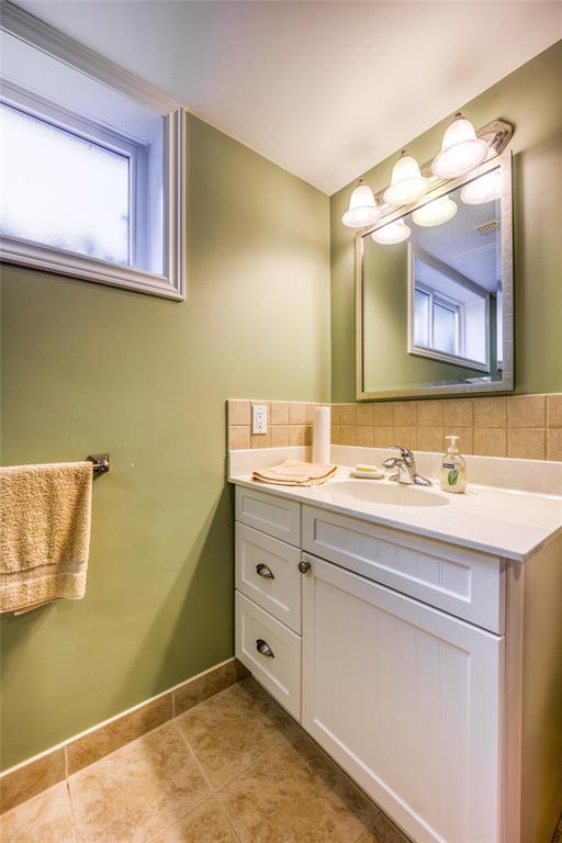 502 ROOSEVELT Drive, Sarnia, Ontario, Canada