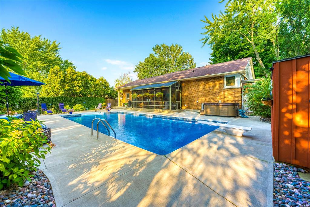1259 COLBORNE Road, Sarnia, Ontario, Canada