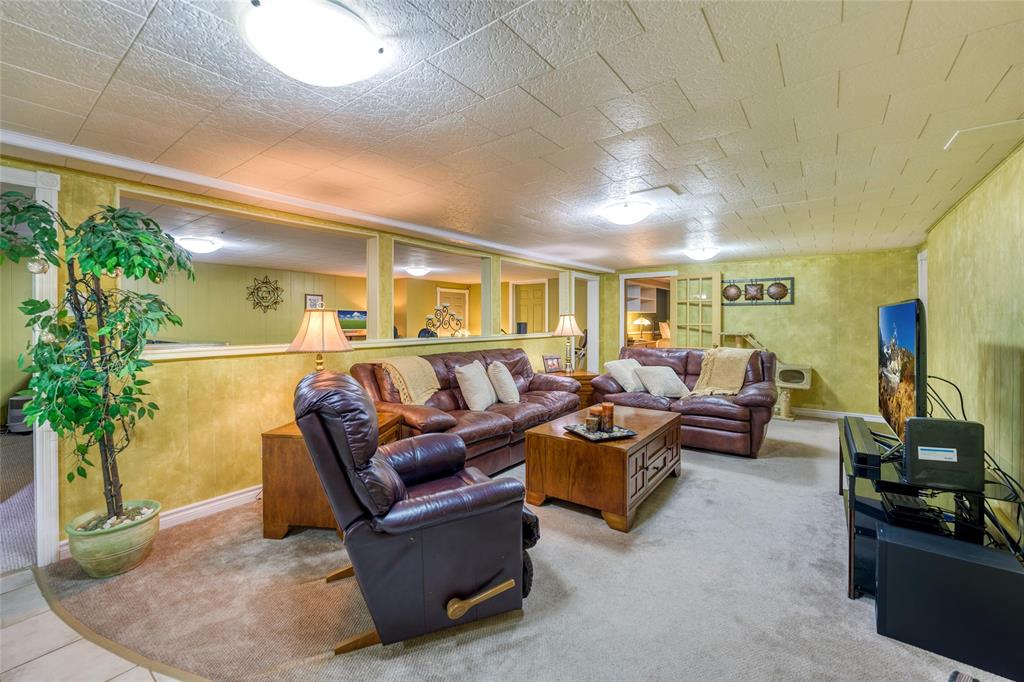1259 COLBORNE Road, Sarnia, Ontario, Canada