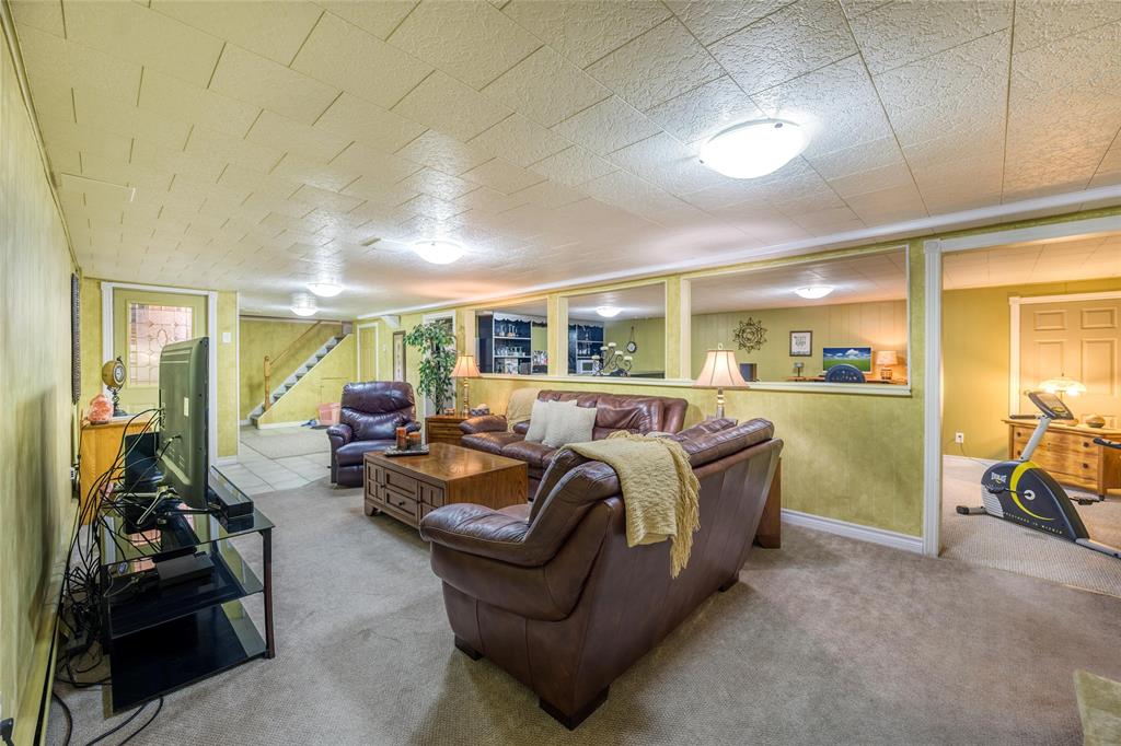 1259 COLBORNE Road, Sarnia, Ontario, Canada