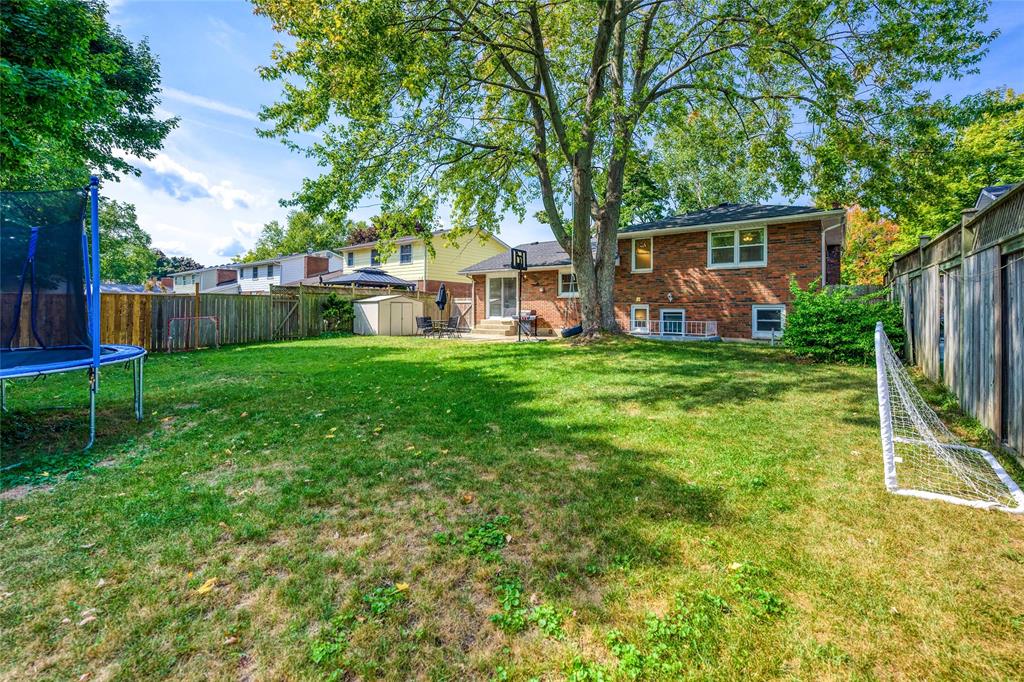 908 BOND Street, Sarnia, Ontario, Canada