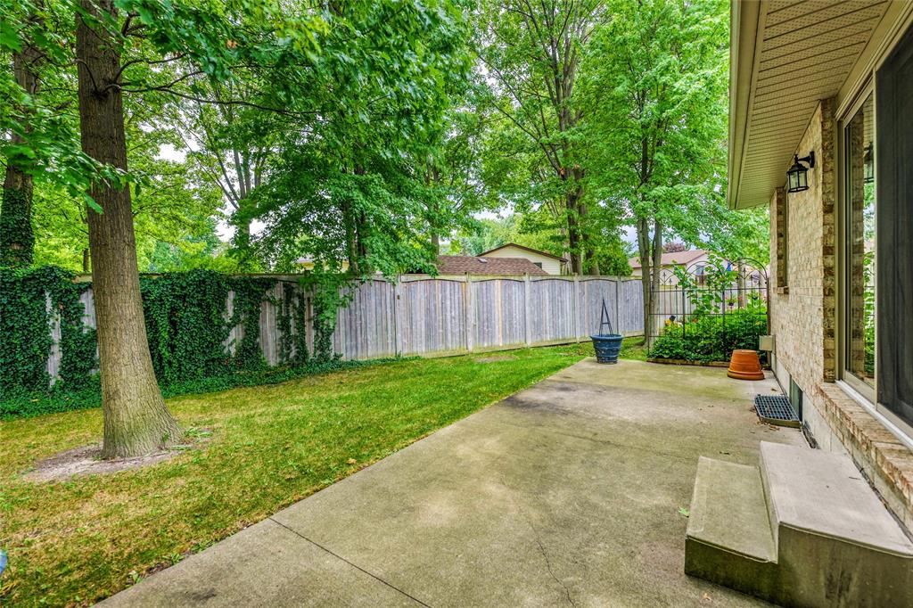231 CASSANDRA Boulevard, Sarnia, Ontario, Canada