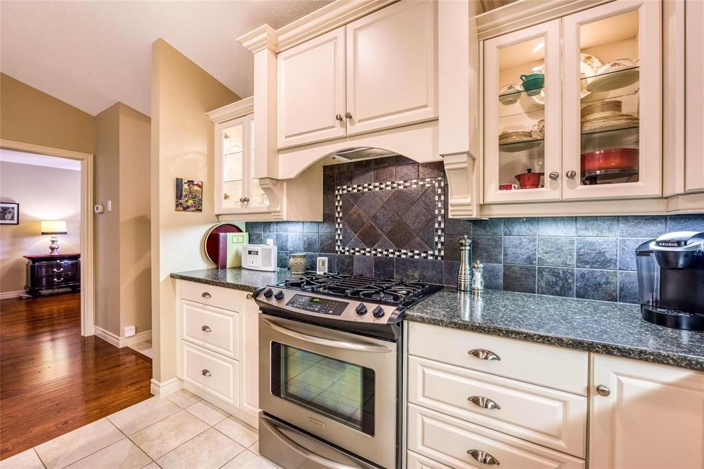 231 CASSANDRA Boulevard, Sarnia, Ontario, Canada