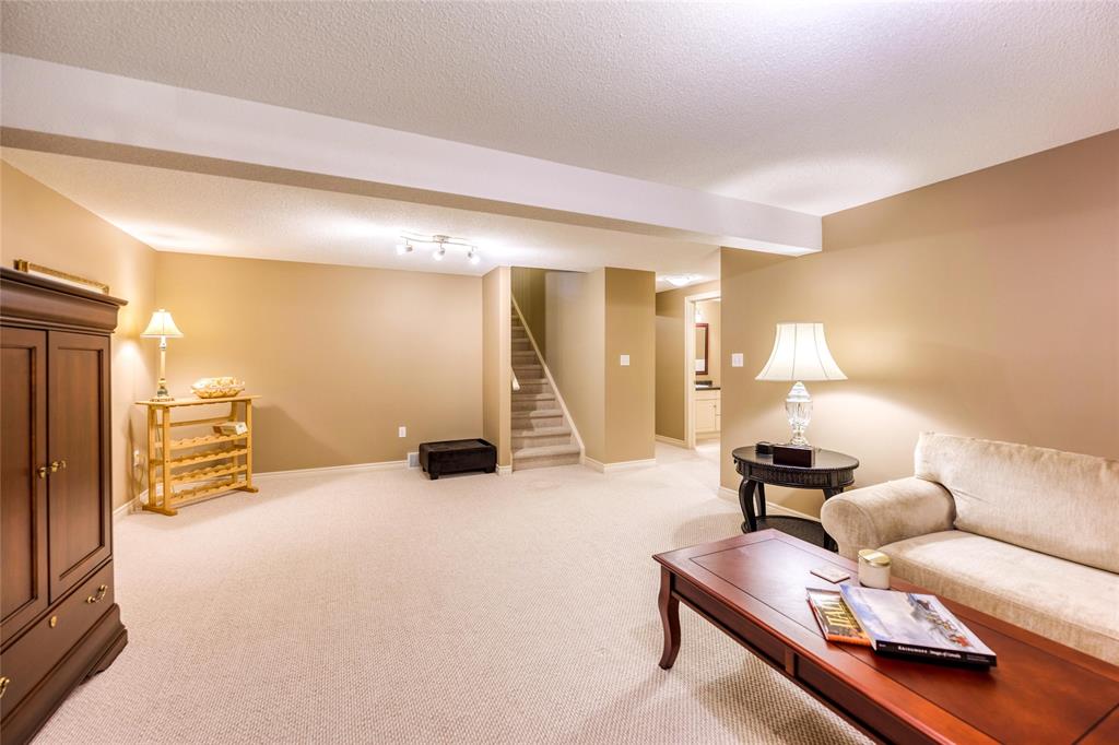 231 CASSANDRA Boulevard, Sarnia, Ontario, Canada