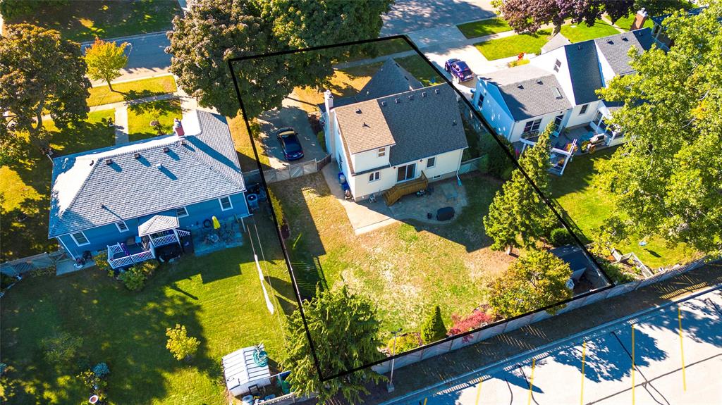 1450 EGMOND Drive, Sarnia, Ontario, Canada