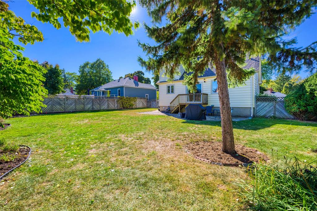 1450 EGMOND Drive, Sarnia, Ontario, Canada