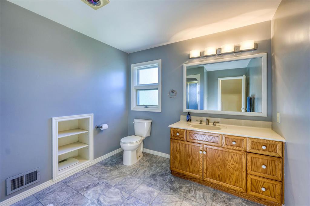 1450 EGMOND Drive, Sarnia, Ontario, Canada