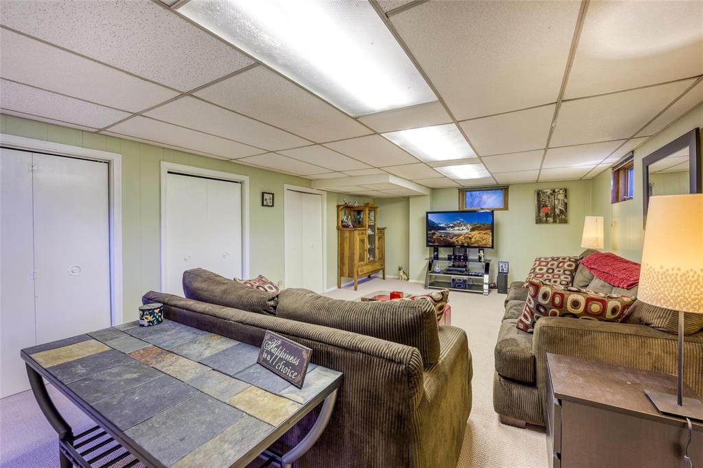 1450 EGMOND Drive, Sarnia, Ontario, Canada