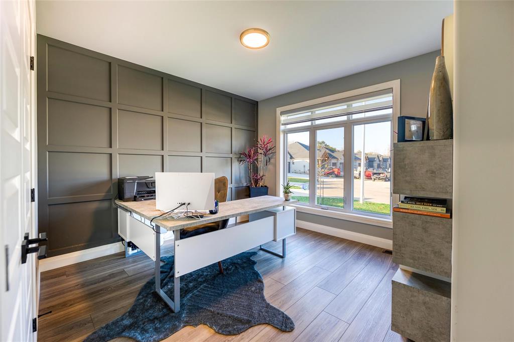 194 SANDPIPER Drive, Sarnia, Ontario, Canada