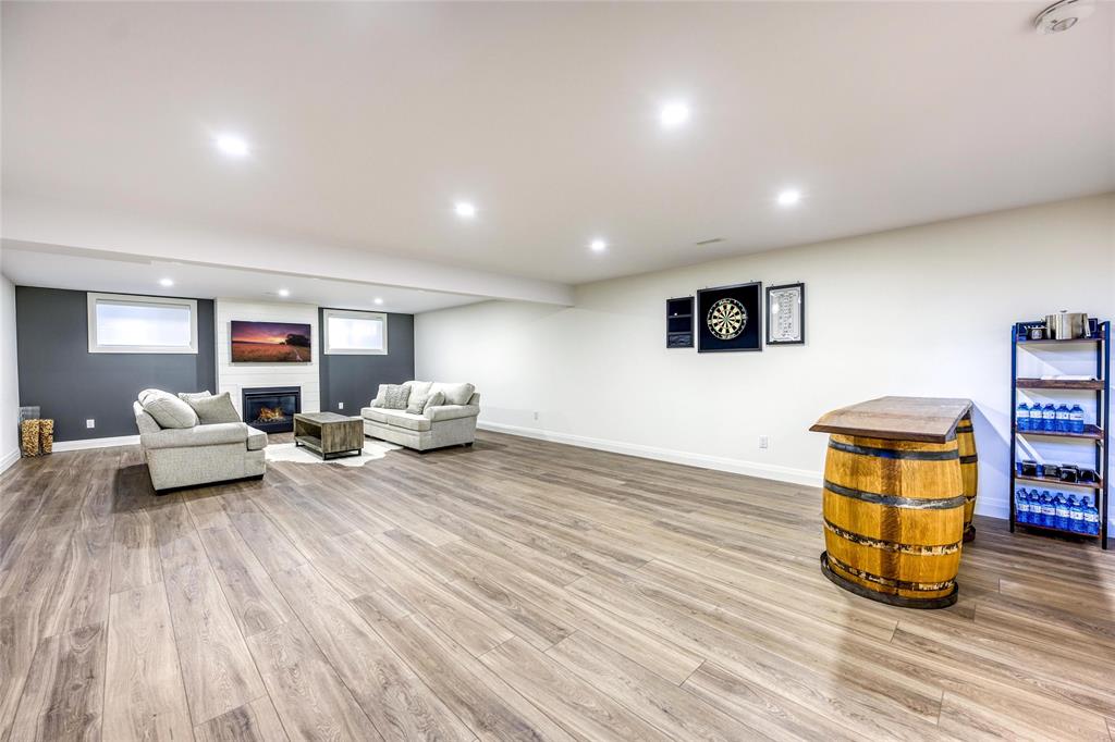 194 SANDPIPER Drive, Sarnia, Ontario, Canada