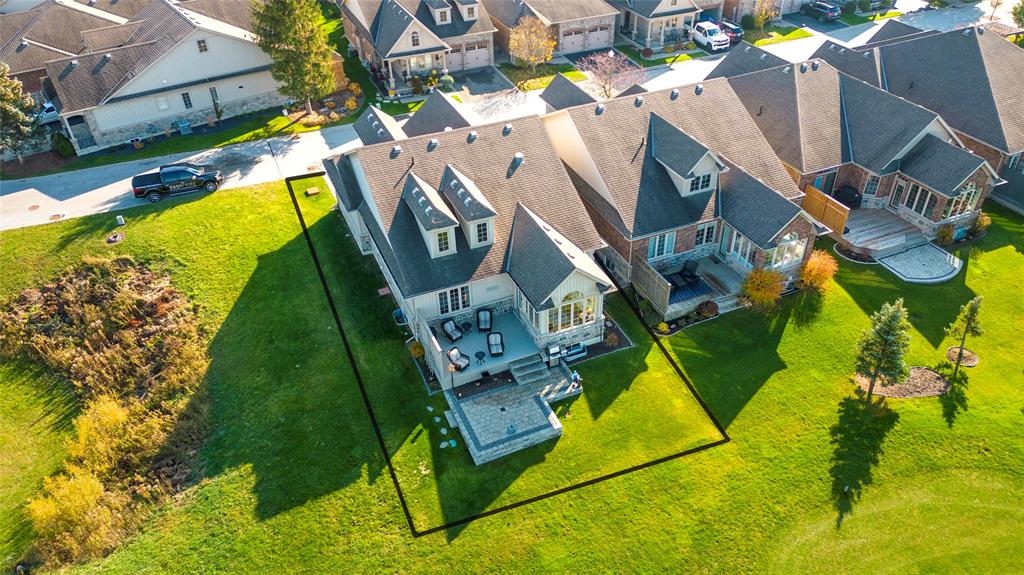 6747 ST ANDREWS Circle, Plympton-Wyoming, Ontario, Canada