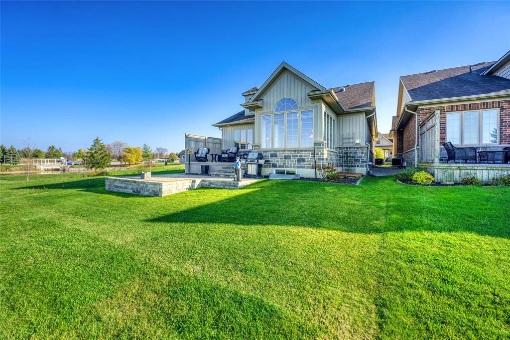 6747 ST ANDREWS Circle, Plympton-Wyoming, Ontario, Canada