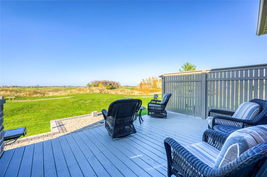 6747 ST ANDREWS Circle, Plympton-Wyoming, Ontario, Canada