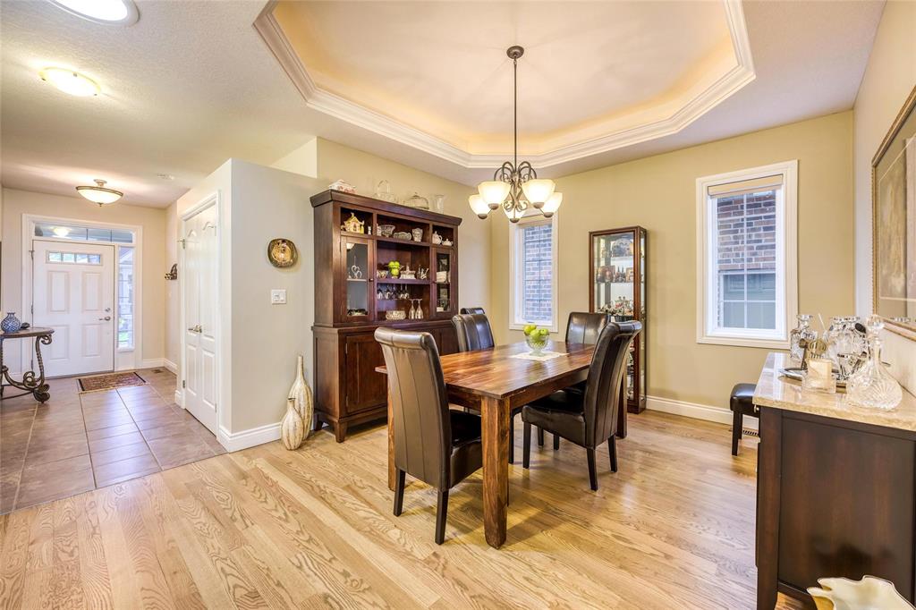6747 ST ANDREWS Circle, Plympton-Wyoming, Ontario, Canada