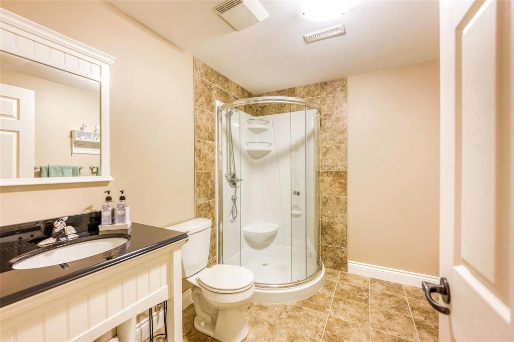 6747 ST ANDREWS Circle, Plympton-Wyoming, Ontario, Canada