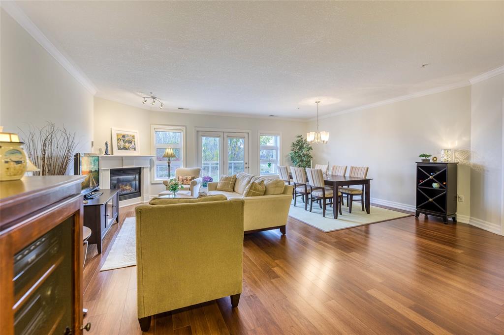 1550 VENETIAN Boulevard Unit# 206, Point Edward, Ontario, Canada