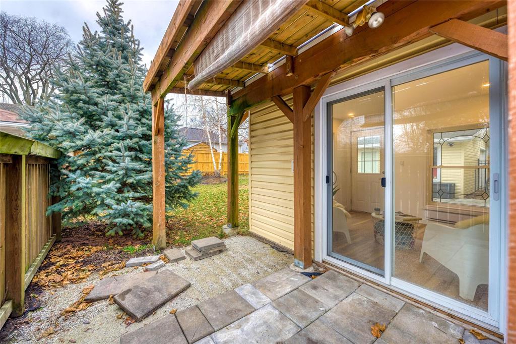 684 AMESBURY Court, Sarnia, Ontario, Canada