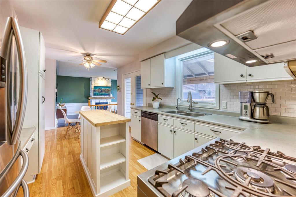 2374 SCHAFER Court, Sarnia, Ontario, Canada