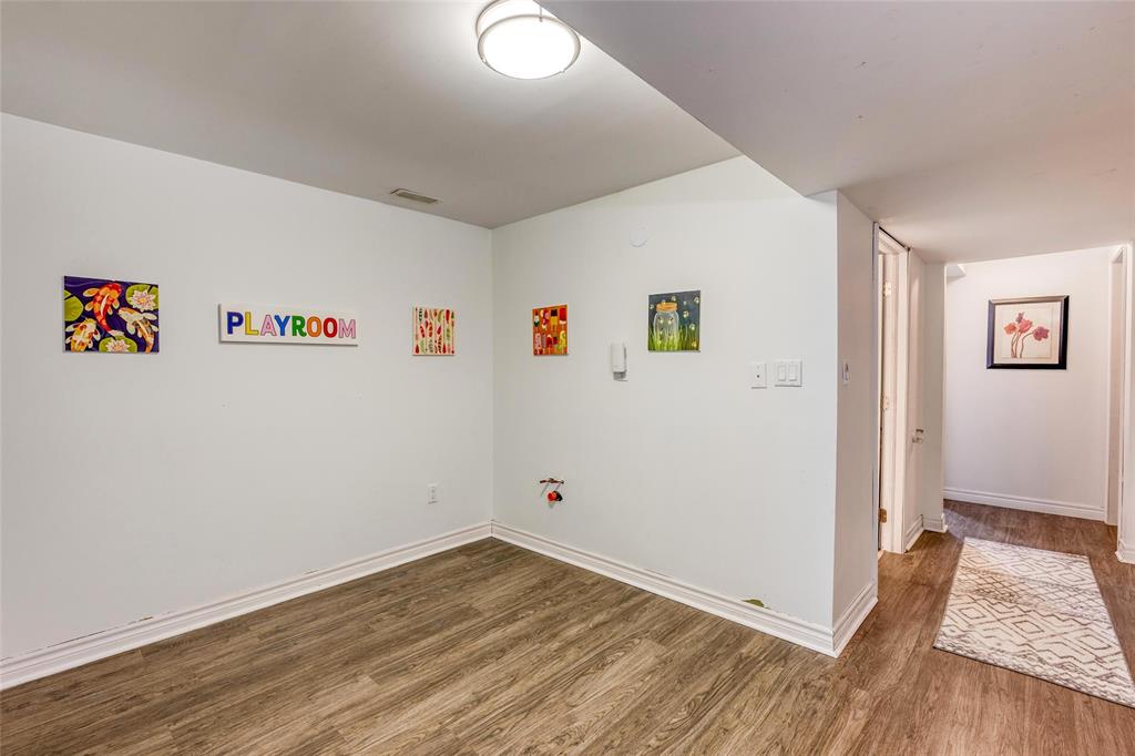 2374 SCHAFER Court, Sarnia, Ontario, Canada