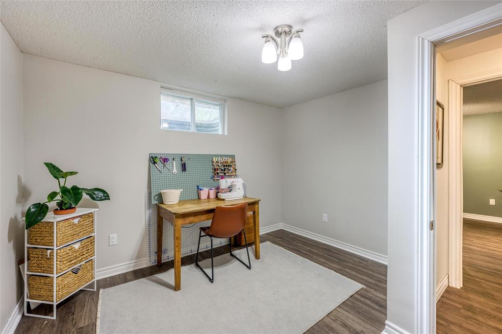2374 SCHAFER Court, Sarnia, Ontario, Canada
