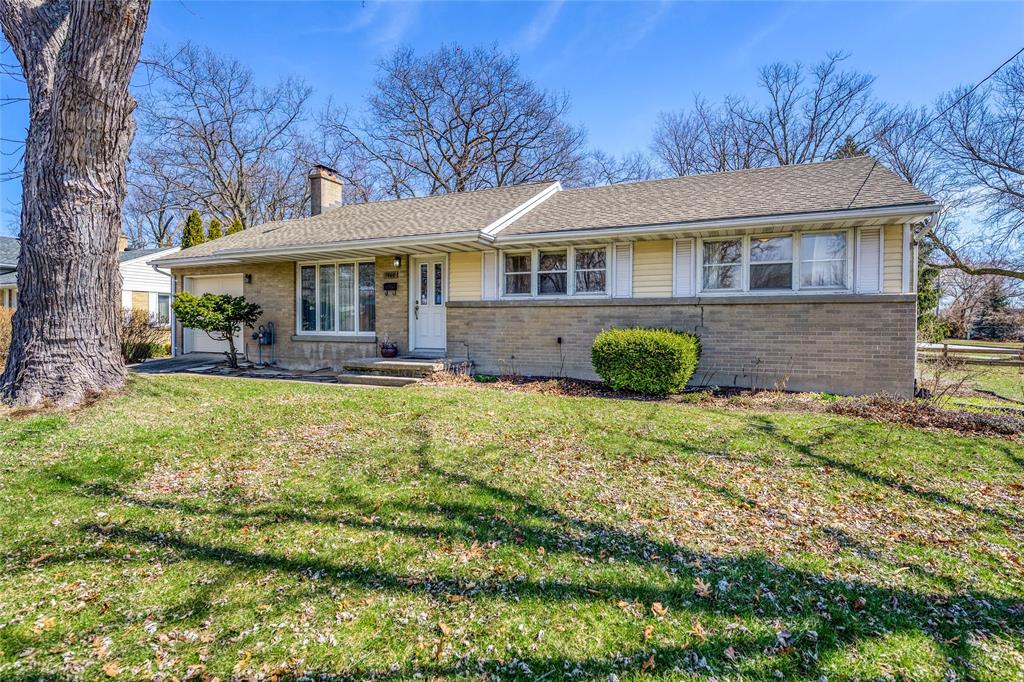 1566 HOWSTON Avenue, Sarnia, Ontario, Canada