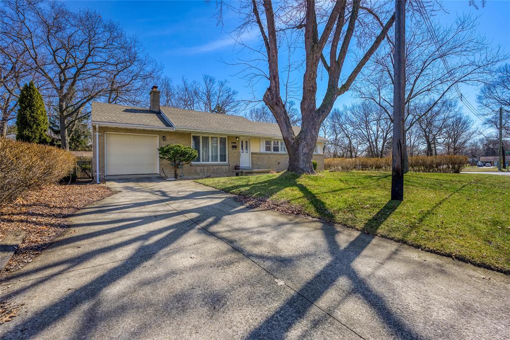 1566 HOWSTON Avenue, Sarnia, Ontario, Canada