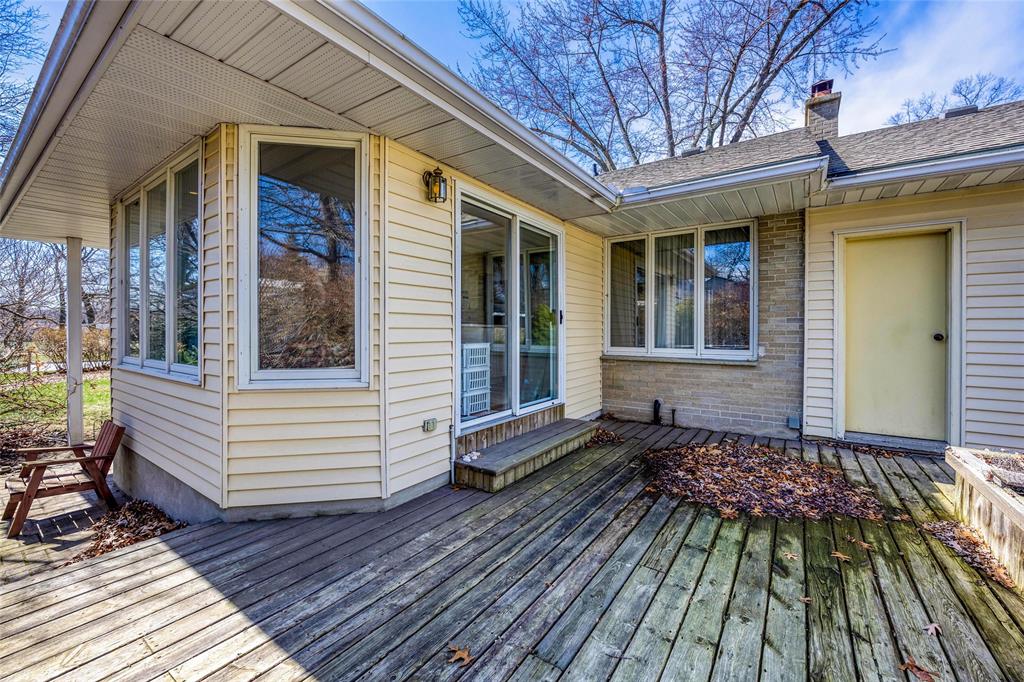 1566 HOWSTON Avenue, Sarnia, Ontario, Canada