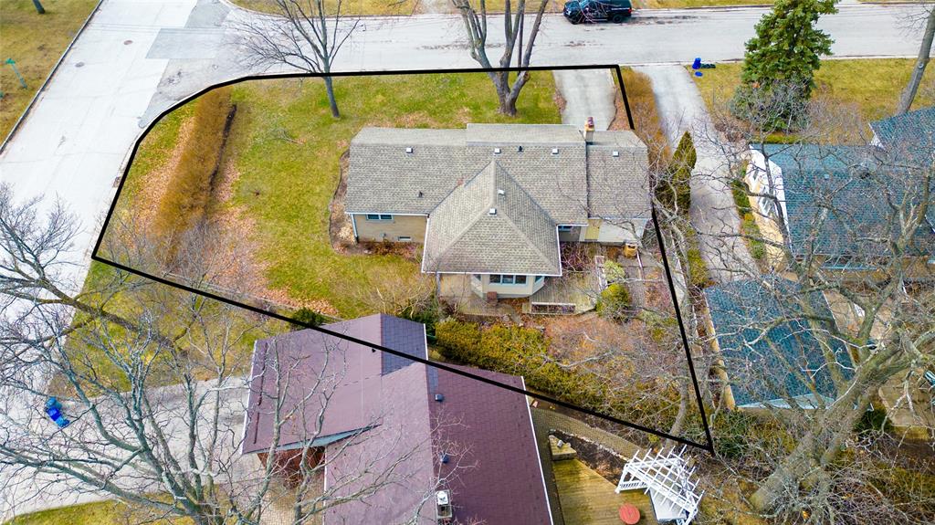 1566 HOWSTON Avenue, Sarnia, Ontario, Canada