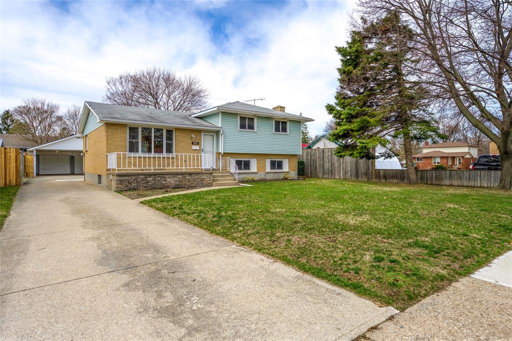 1541 COLBORNE Road, Sarnia, Ontario, Canada
