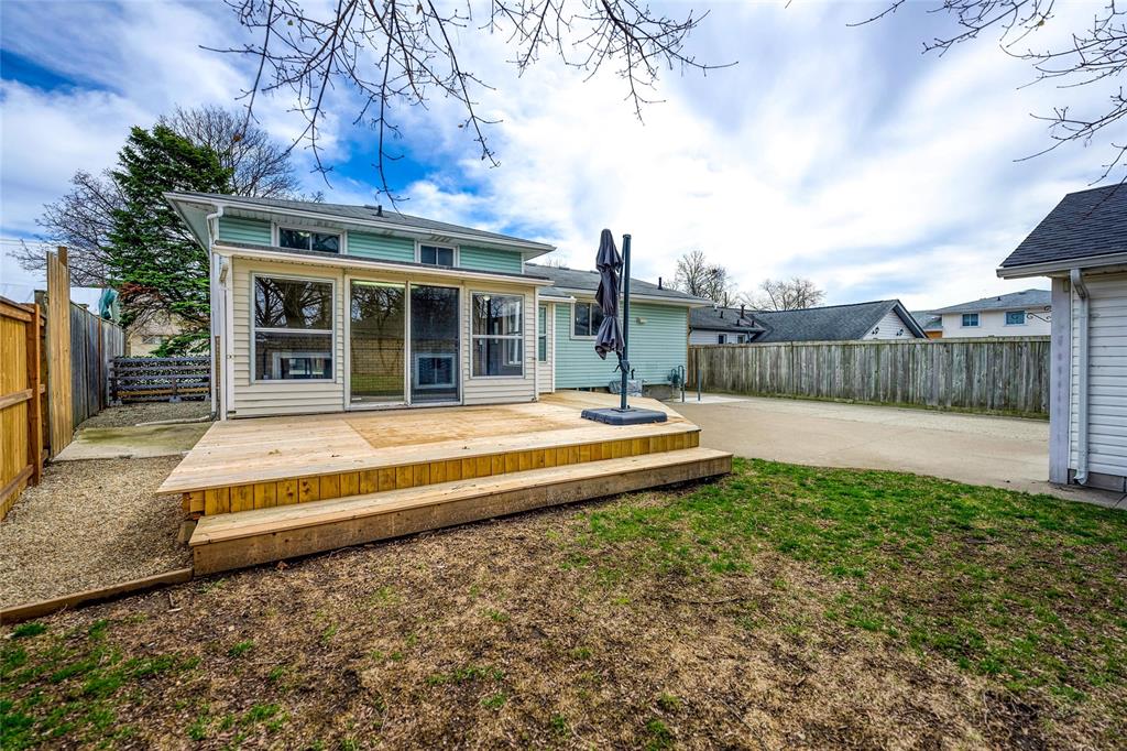 1541 COLBORNE Road, Sarnia, Ontario, Canada