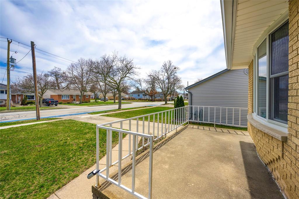 1541 COLBORNE Road, Sarnia, Ontario, Canada
