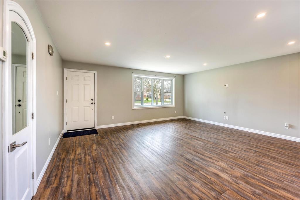 1541 COLBORNE Road, Sarnia, Ontario, Canada