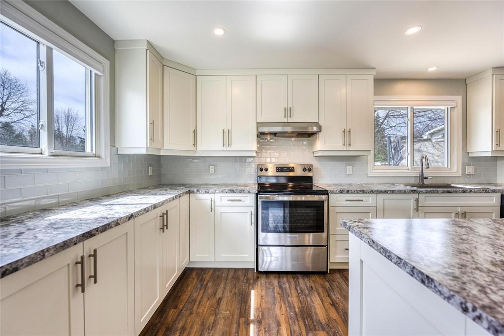 1541 COLBORNE Road, Sarnia, Ontario, Canada